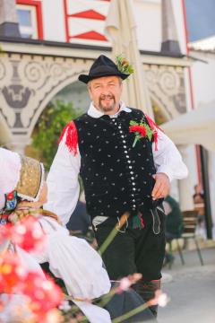 Razkrivamo program 51. Dnevov narodnih noš in oblačilne dediščine v Kamniku (15)